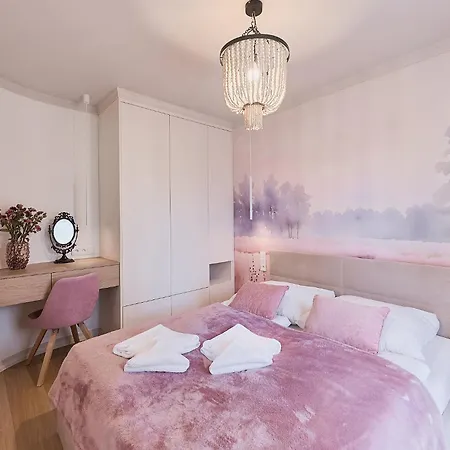 - Zeromskiego * Świnoujście (Swinemünde)