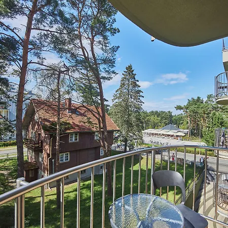 - Zeromskiego Lejlighed