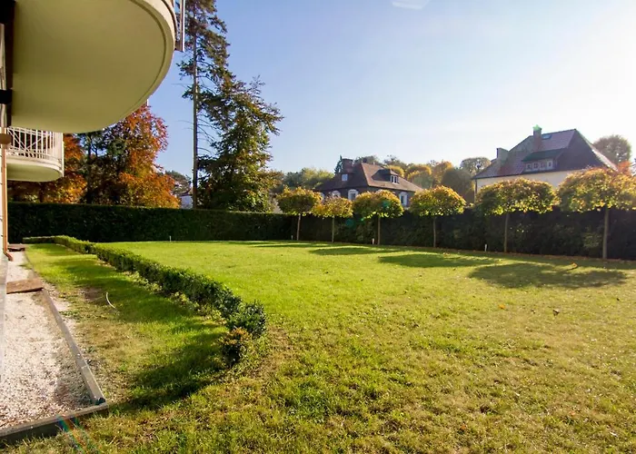 - Zeromskiego Lägenhet